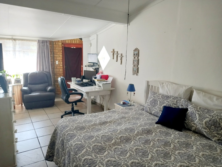 3 Bedroom Property for Sale in Sasolburg Ext 4 Free State